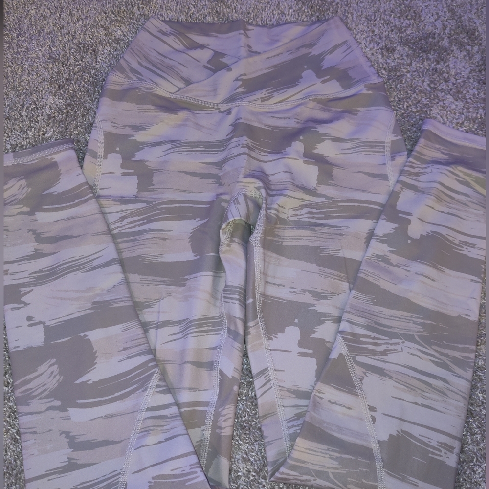 Alphalete leggings